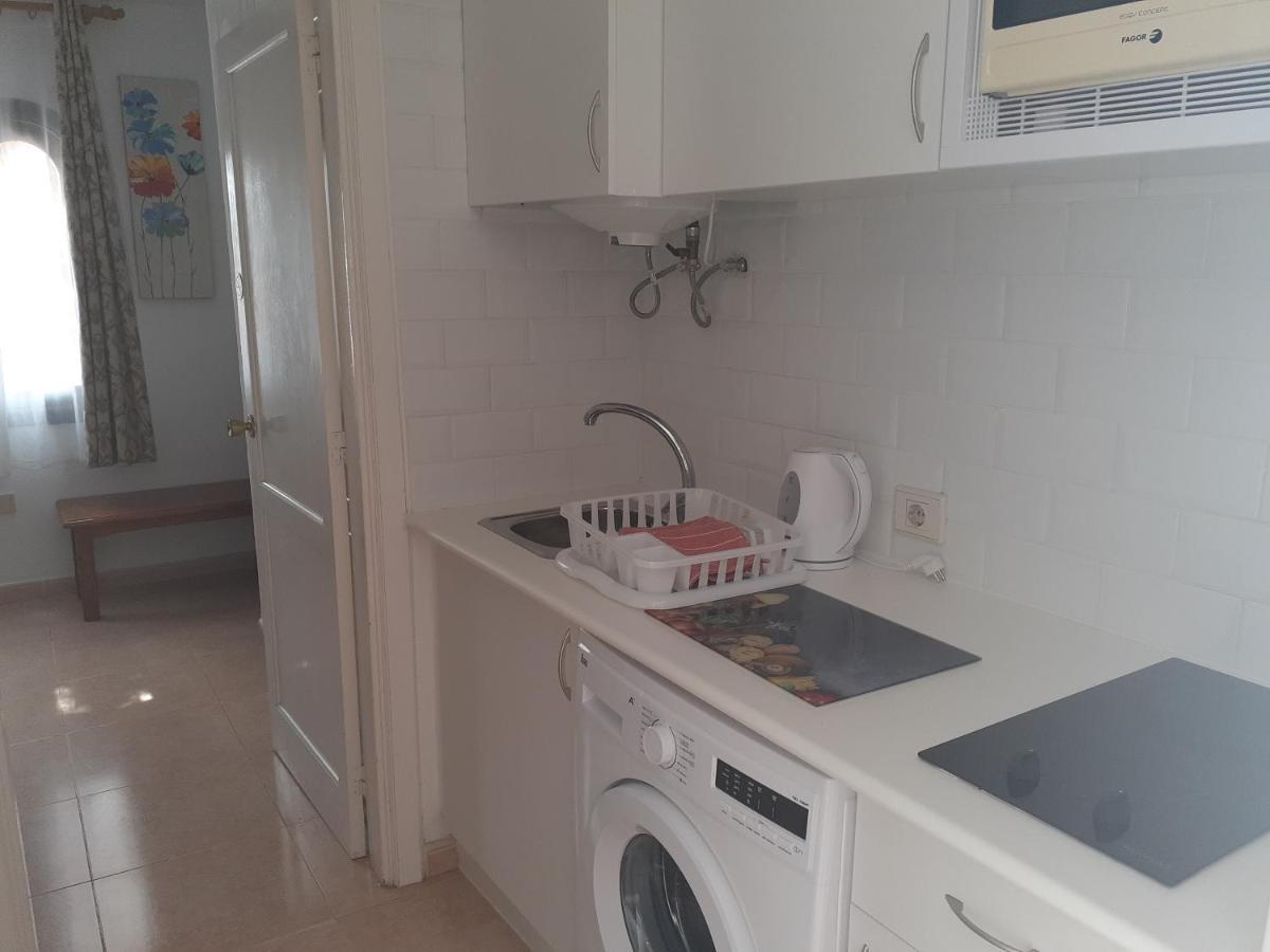 Family Apartment 1 Bedroom With Pool View 2 - Oasis Duna Resort Corralejo Bagian luar foto